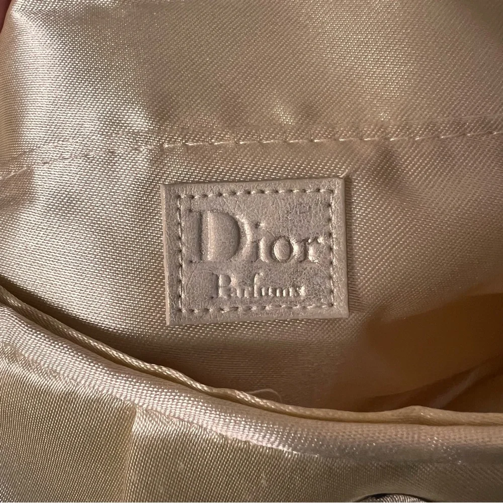 DIOR Elegant Goldtone Satin Parfum Bag, excellent condition ❤️❤️❤️